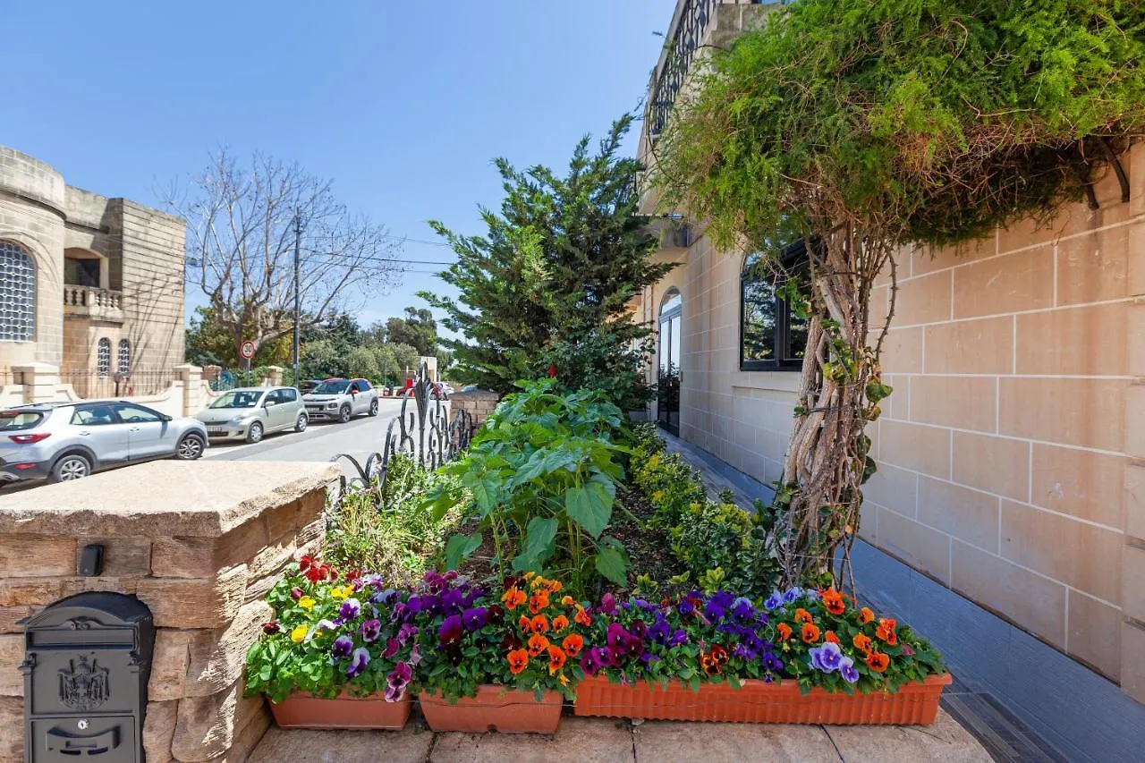 Ca2 - Prime Location - Modern & Lovely Studio Apartment Saint Julian's